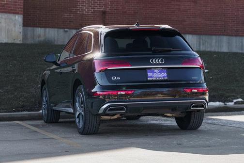 2023 Audi Q5 45 S line Premium Plus