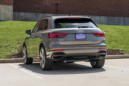 Chronos Gray Metallic 2022 Audi Q3 45 S line Premium Plus