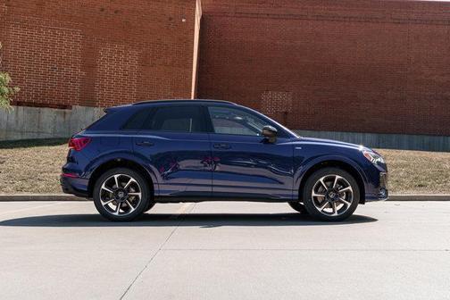 2025 Audi Q3 45 S line Premium Plus