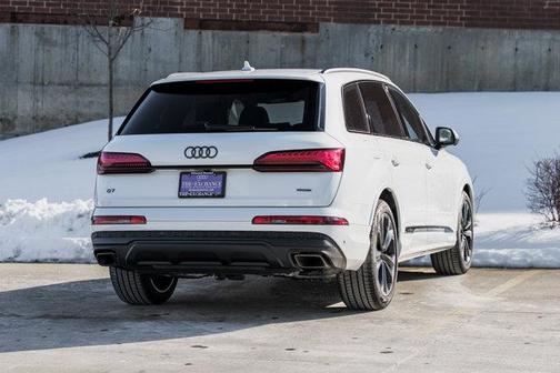 2026 Audi Q7 55 Premium Plus
