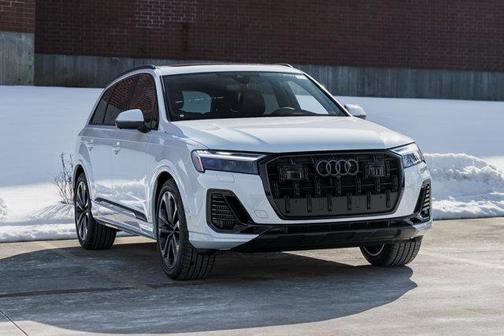 2026 Audi Q7 55 Premium Plus