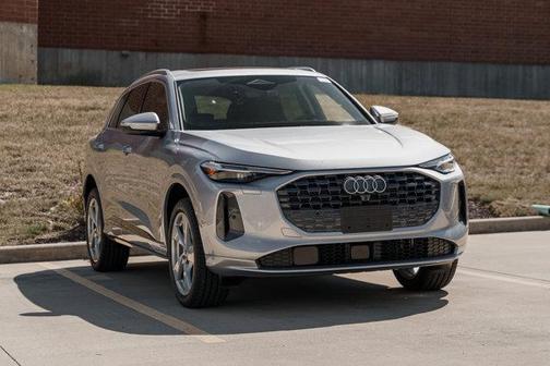 2025 Audi Q5 Premium Plus