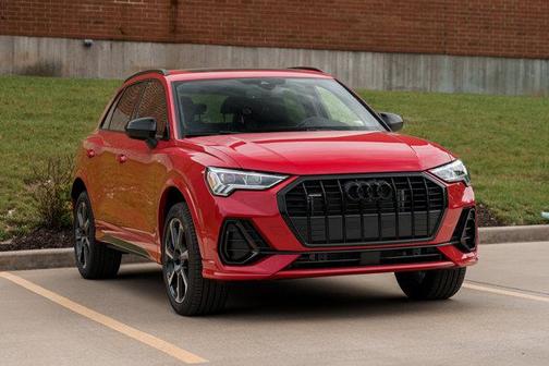 2025 Audi Q3 45 S line Premium Plus