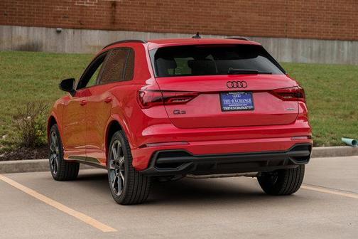 2025 Audi Q3 45 S line Premium Plus
