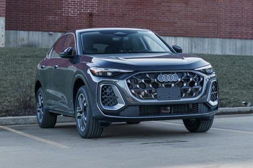 2025 Audi Q5 Premium TFSI quattro S tronic