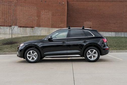 2023 Audi Q5 40 Premium