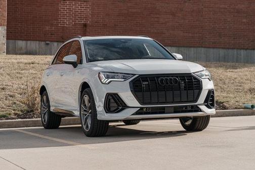 2025 Audi Q3 Premium 45 TFSI S line quattro Tiptronic