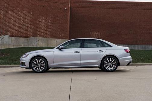 2023 Audi A4 40 Premium Plus