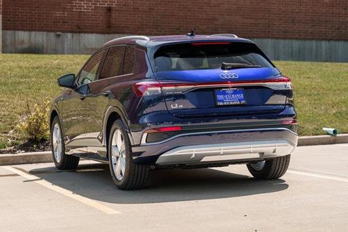2025 Audi Q4 e-tron Premium Plus 55 quattro