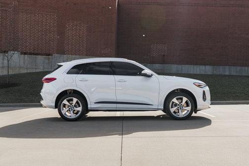 2025 Audi Q5 Premium Plus TFSI quattro S tronic