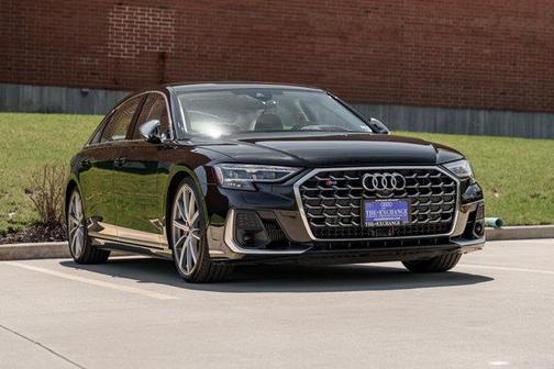 2022 Audi S8 4.0T