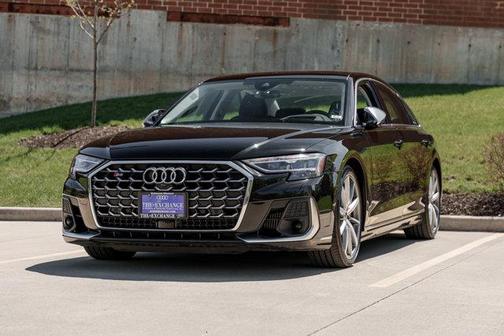 2022 Audi S8 4.0T