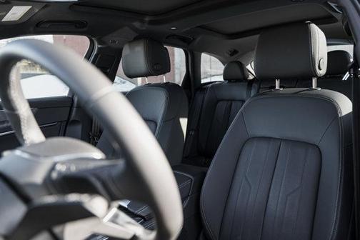 2025 Audi A6 55 Premium Plus