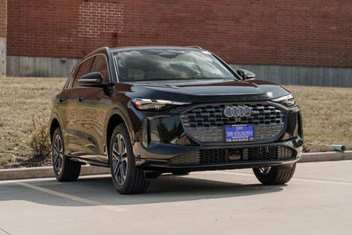 2025 Audi Q5 Premium