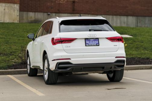 Ibis White 2023 Audi Q3 45 S line Premium Plus