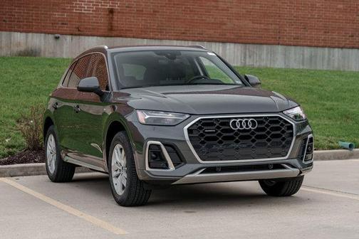 2024 Audi Q5 45 S line Premium