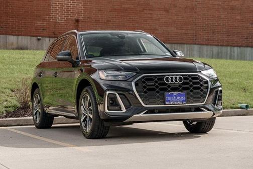 2024 Audi Q5 45 S line Premium Plus