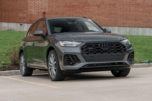 2024 Audi Q5 55 S line Prestige