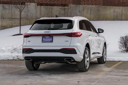 2025 Audi Q5 Premium Plus TFSI quattro S tronic