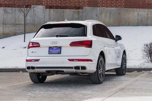 2020 Audi SQ5 3.0T Premium Plus