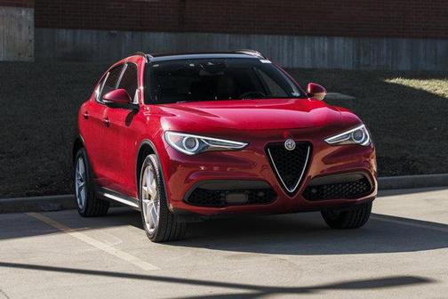 2019 Alfa Romeo Stelvio Ti Sport