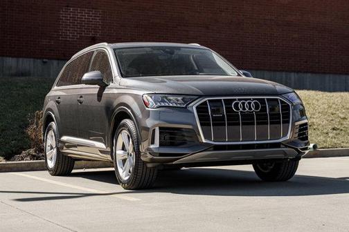 2024 Audi Q7 55 Premium