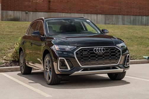 2025 Audi Q5 55 S line Premium Plus