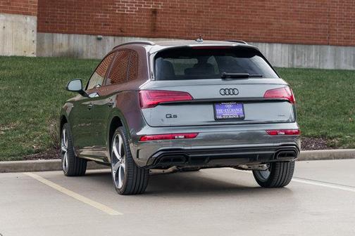 2025 Audi Q5 45 S line Premium Plus