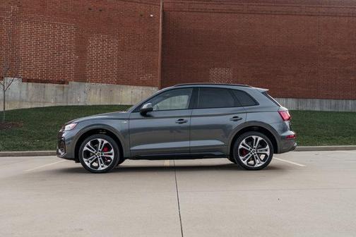 2025 Audi Q5 45 S line Premium Plus