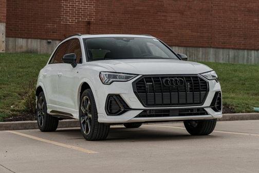 2025 Audi Q3 45 S line Premium Plus