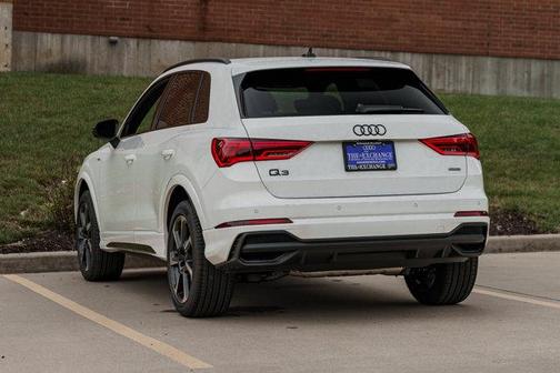 2025 Audi Q3 45 S line Premium Plus