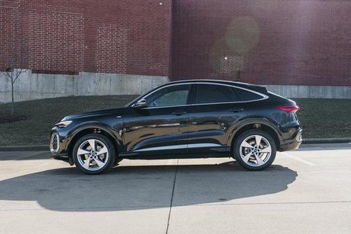 2025 Audi Q5 Premium Plus TFSI quattro S tronic