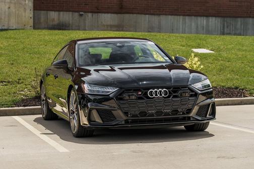 Mythos Black Metallic 2024 Audi S7 Prestige TFSI quattro Tiptronic