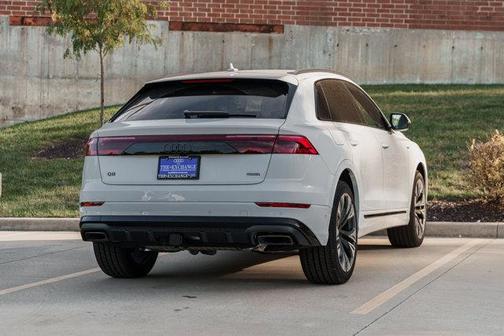 2026 Audi Q8 55 Premium Plus