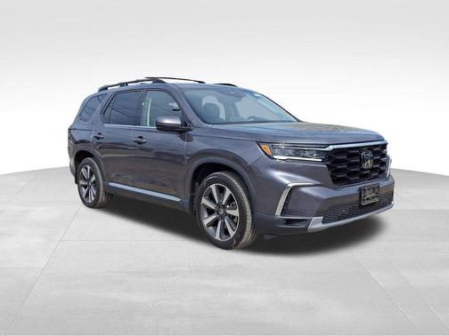 Gray 2023 Honda Pilot Touring 8-Passenger