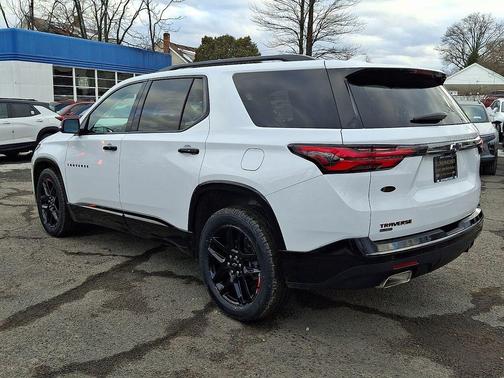 2024 Chevrolet Traverse Premier