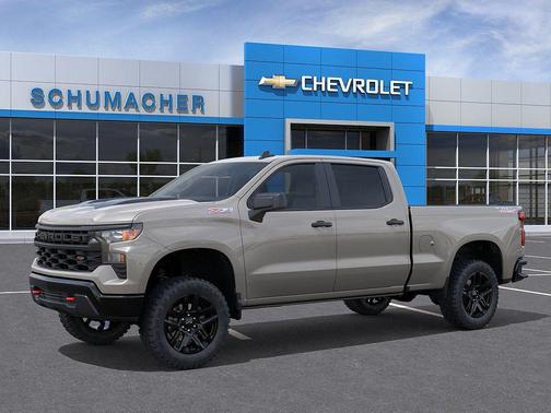 White Sands 2026 Chevrolet Silverado 1500 Custom Trail Boss