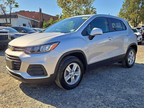 2022 Chevrolet Trax LS