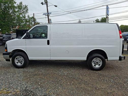 2023 GMC Savana 2500 Work Van