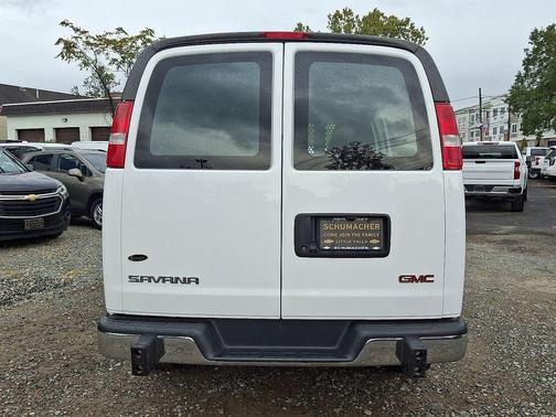 2023 GMC Savana 2500 Work Van