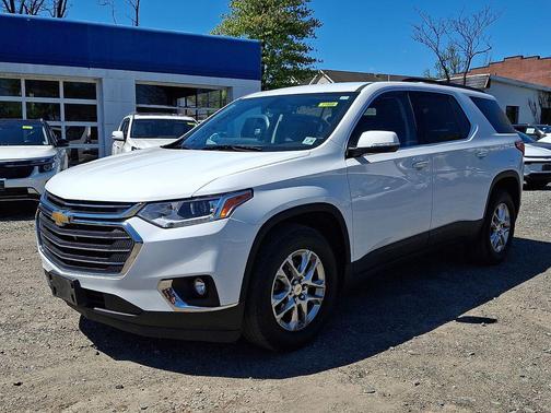 Summit White 2021 Chevrolet Traverse LT Leather