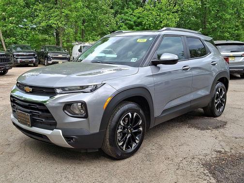 Sterling Gray Metallic 2023 Chevrolet Trailblazer LT
