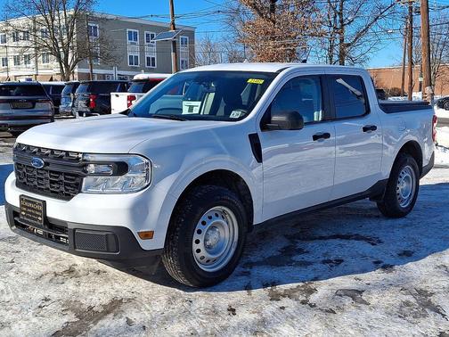 2023 Ford Maverick XL