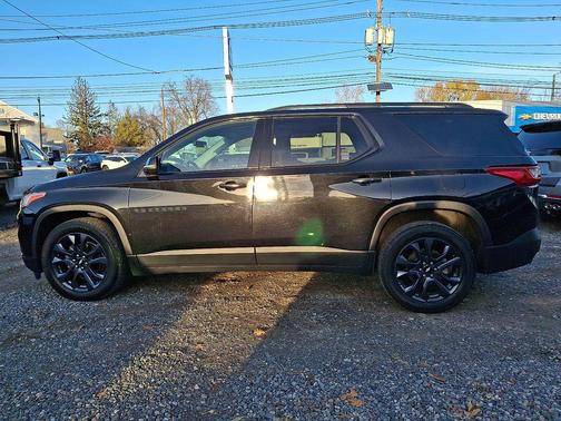 2021 Chevrolet Traverse RS