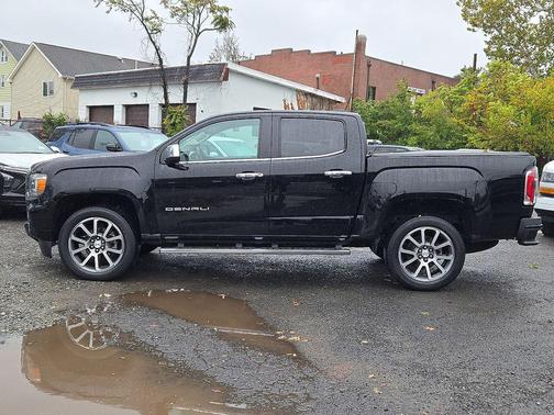 2021 GMC Canyon Denali