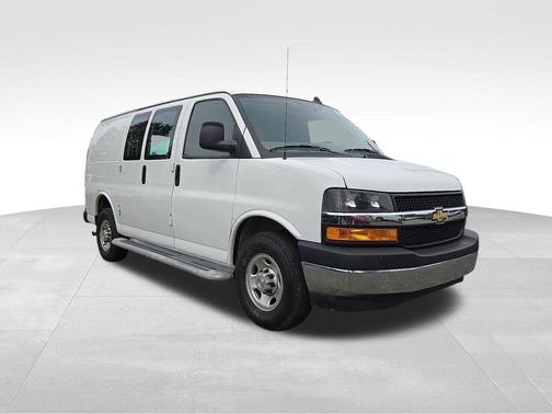 2023 Chevrolet Express 2500 RWD 2500 Regular Wheelbase WT