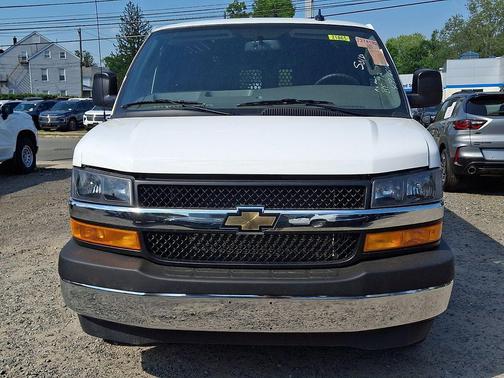 Summit White 2025 Chevrolet Express 2500 Work Van