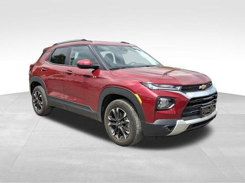 Crimson Metallic 2023 Chevrolet Trailblazer LT