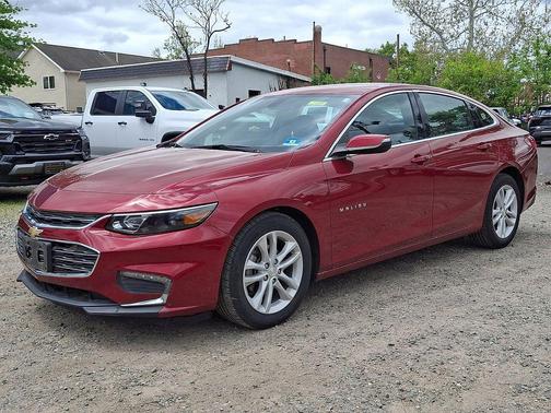 Cajun Red Tintcoat 2018 Chevrolet Malibu LT