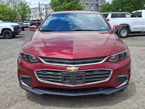 Cajun Red Tintcoat 2018 Chevrolet Malibu LT